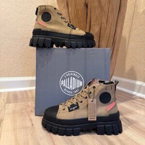 Palladium Women’s Revolt Hi TX Boot - Olive NWT